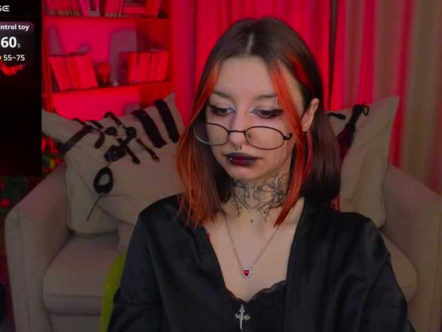 MistressMarcelline's BongaCams show and profile