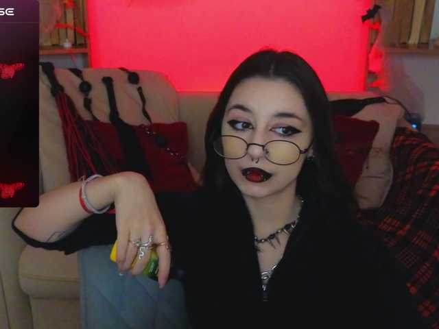 MistressMarcelline webcam