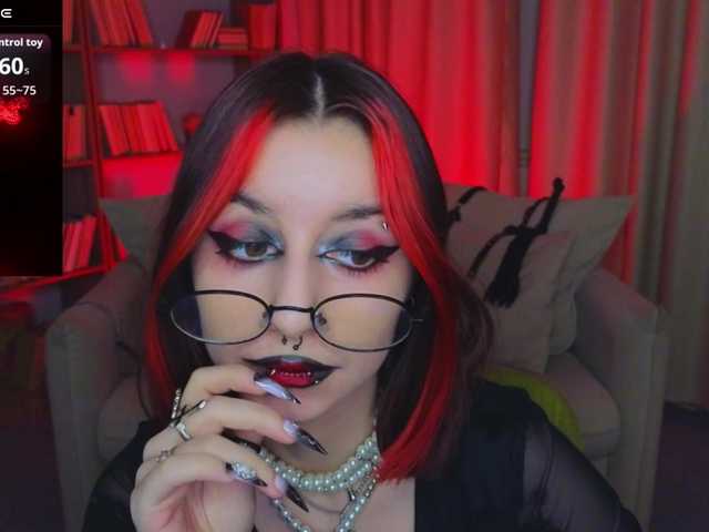 MistressMarcelline's BongaCams show and profile