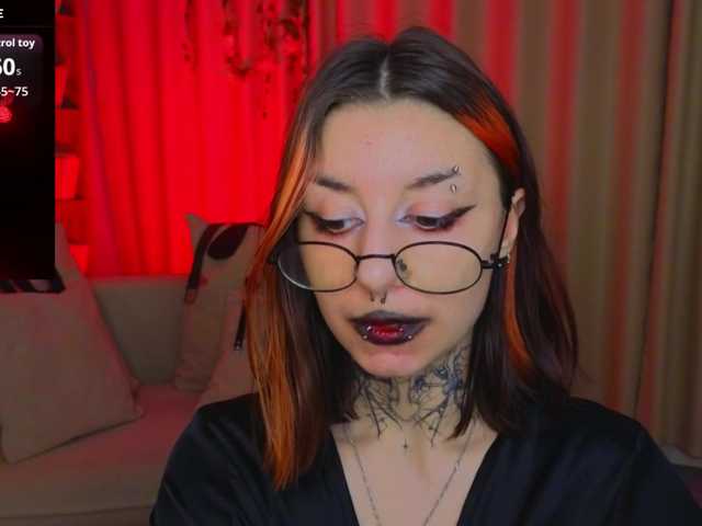 MistressMarcelline's BongaCams show and profile
