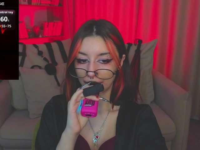 MistressMarcelline live cam