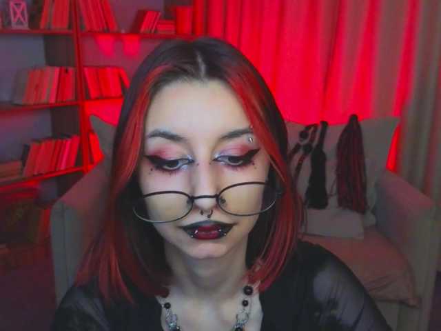MistressMarcelline's BongaCams show and profile