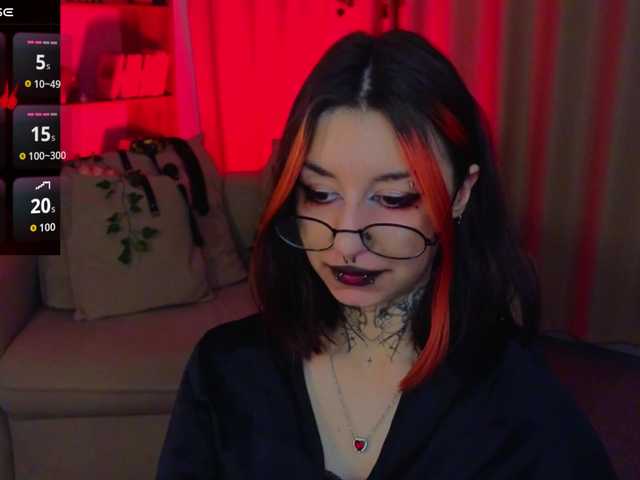 MistressMarcelline's BongaCams show and profile