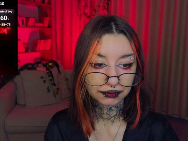 MistressMarcelline's BongaCams show and profile