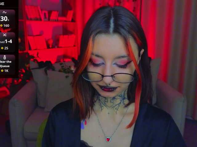 MistressMarcelline's BongaCams show and profile