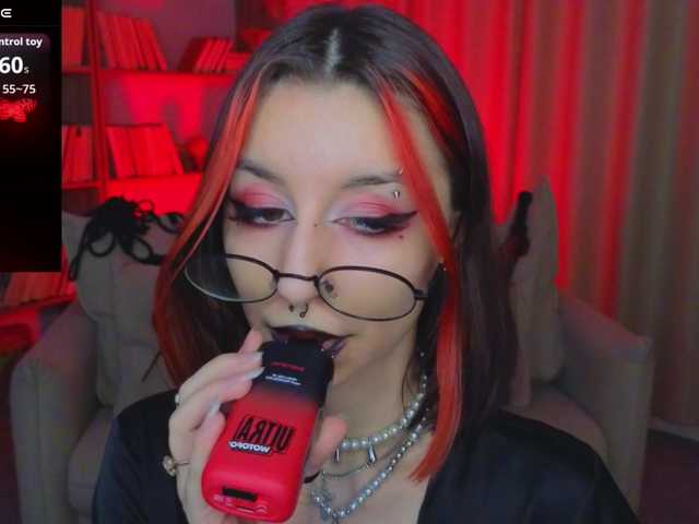 MistressMarcelline's BongaCams show and profile