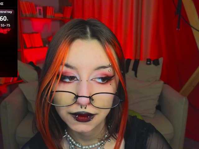 MistressMarcelline's BongaCams show and profile