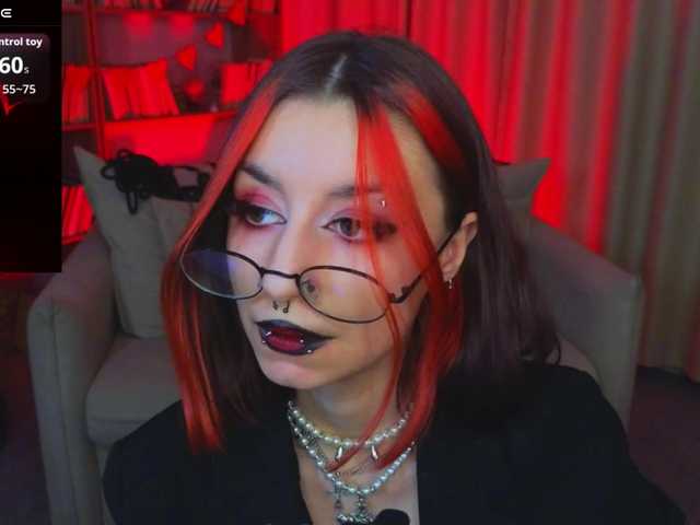 MistressMarcelline's BongaCams show and profile