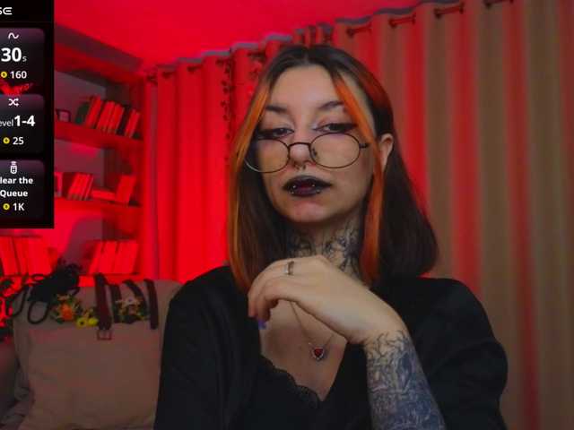 MistressMarcelline's BongaCams show and profile