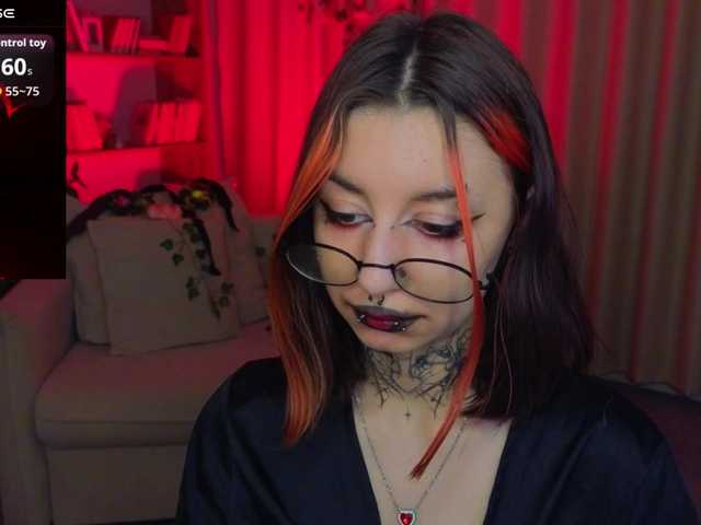 MistressMarcelline's BongaCams show and profile