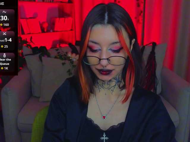MistressMarcelline's BongaCams show and profile