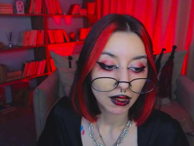 MistressMarcelline's BongaCams show and profile