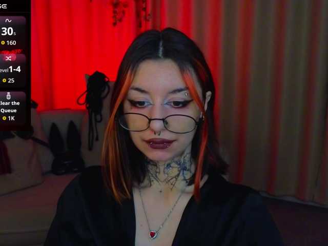 MistressMarcelline webcam