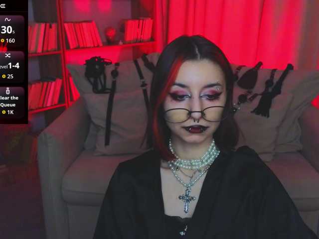 MistressMarcelline's BongaCams show and profile