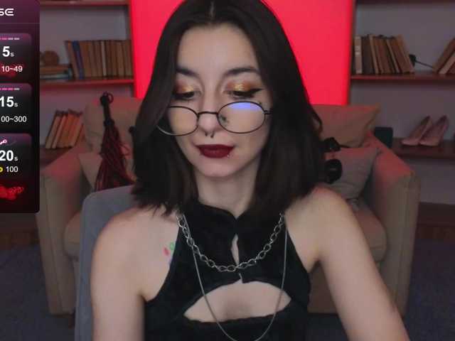 MistressMarcelline chat room