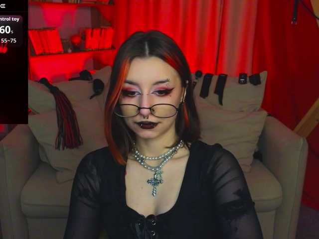 MistressMarcelline's BongaCams show and profile