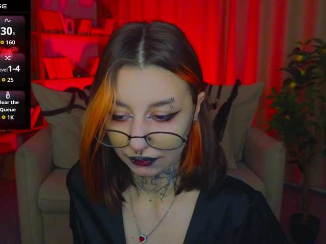 MistressMarcelline's BongaCams show and profile