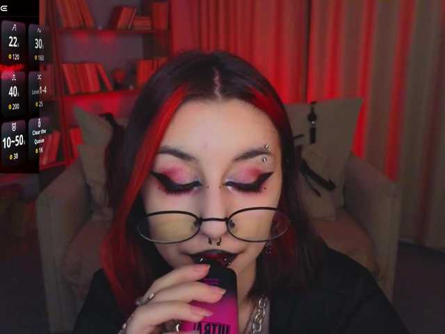 MistressMarcelline's BongaCams show and profile