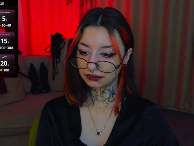 MistressMarcelline's BongaCams show and profile