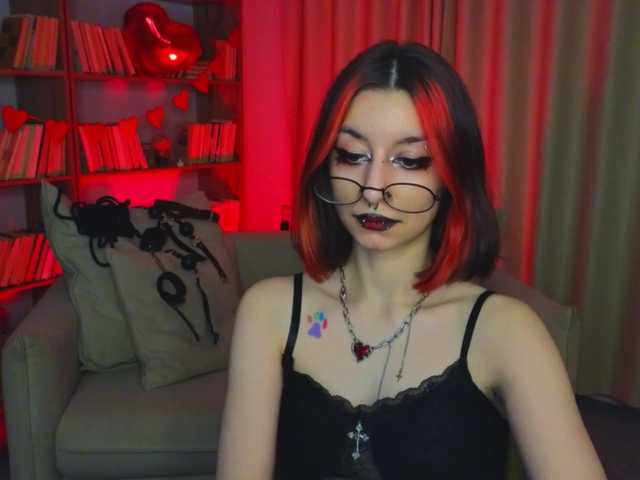 MistressMarcelline's BongaCams show and profile