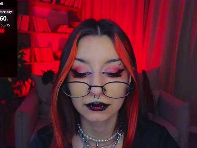 MistressMarcelline's BongaCams show and profile