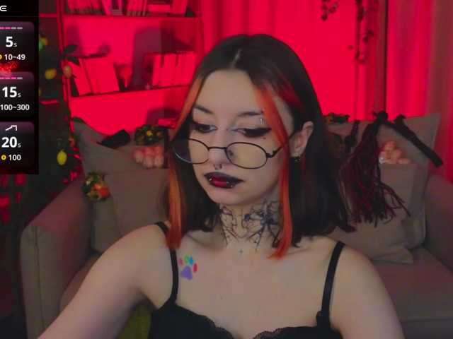 MistressMarcelline live cam profile