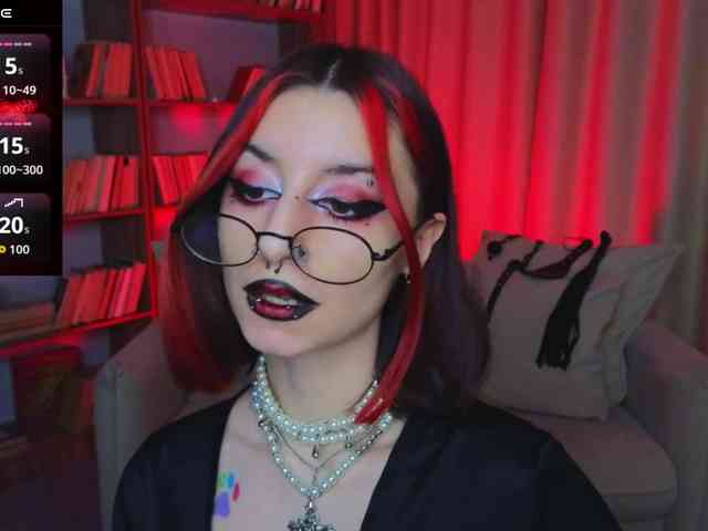 MistressMarcelline webcam