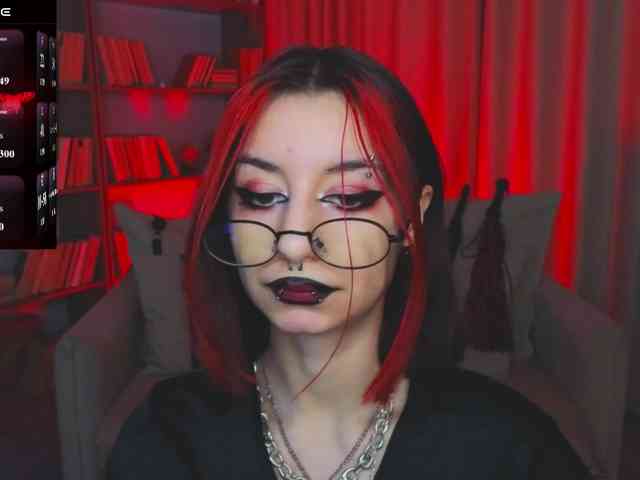 MistressMarcelline webcam