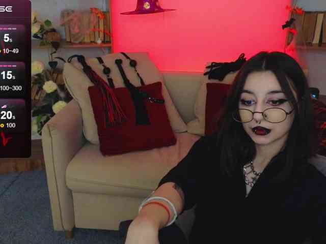 MistressMarcelline webcam