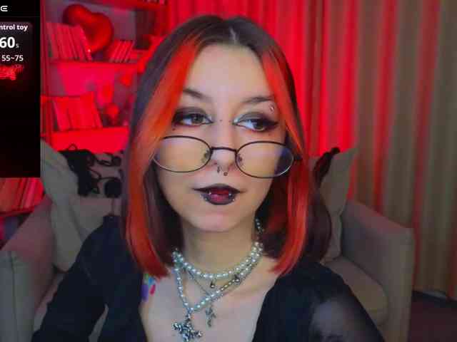 MistressMarcelline webcam