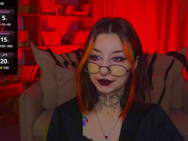 MistressMarcelline webcam