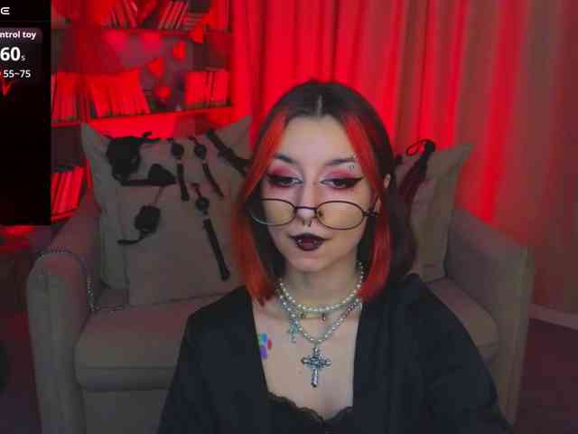 MistressMarcelline webcam