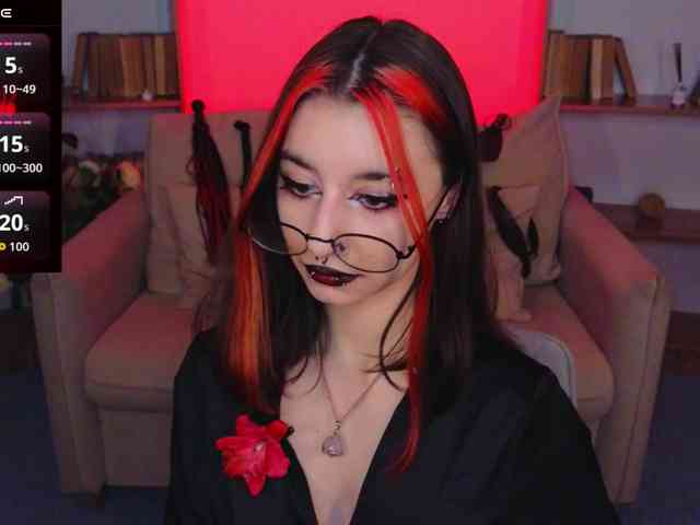 MistressMarcelline webcam