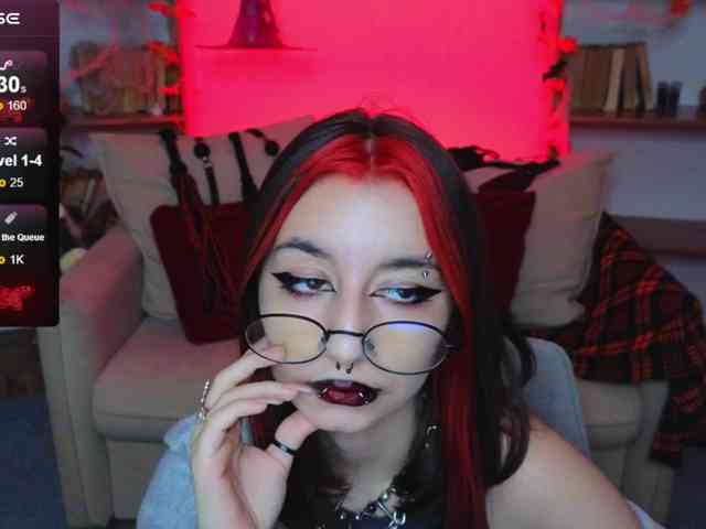 MistressMarcelline webcam