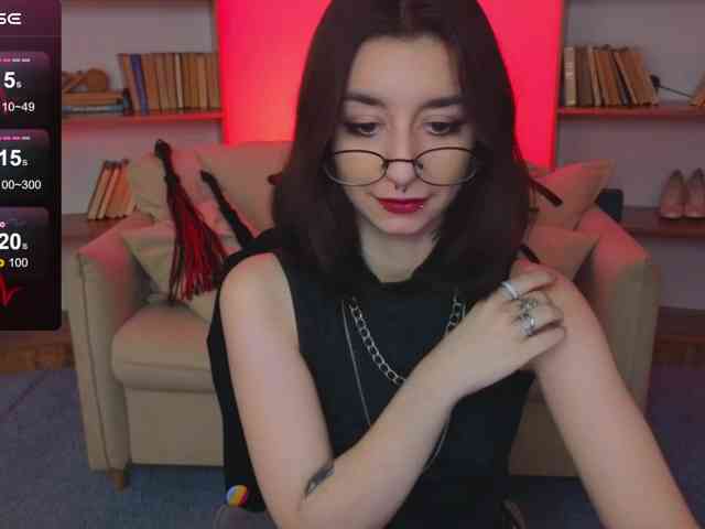 MistressMarcelline webcam