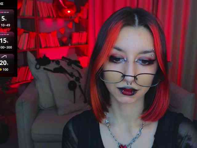 MistressMarcelline webcam