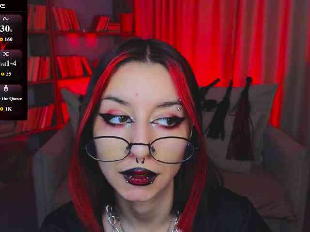 MistressMarcelline webcam