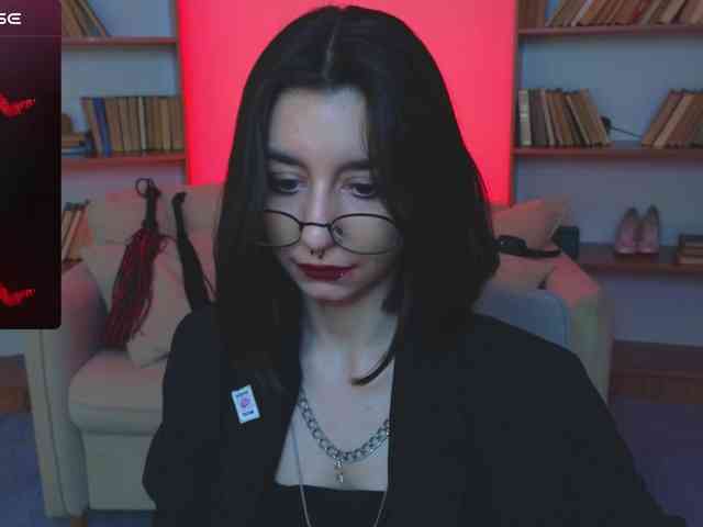 MistressMarcelline webcam