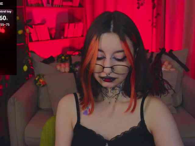 MistressMarcelline webcam