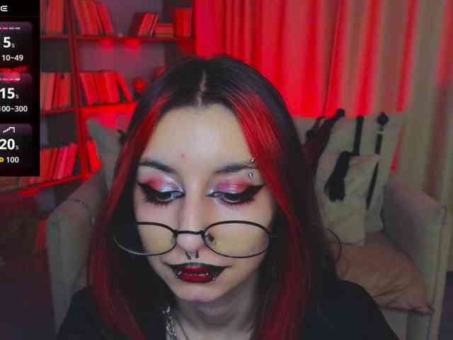 MistressMarcelline webcam