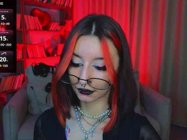 MistressMarcelline webcam