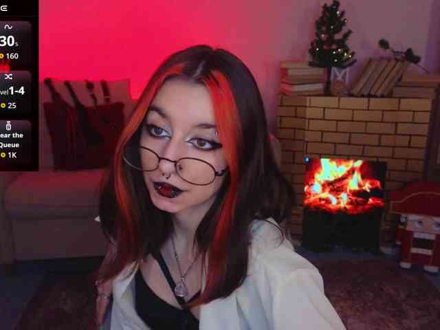 MistressMarcelline webcam