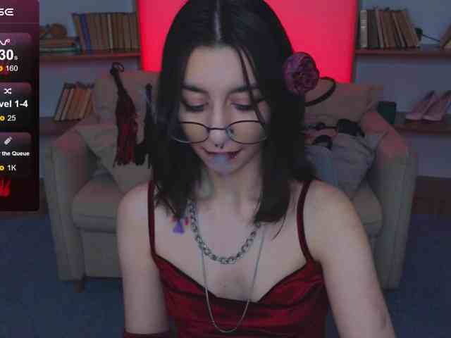 MistressMarcelline webcam