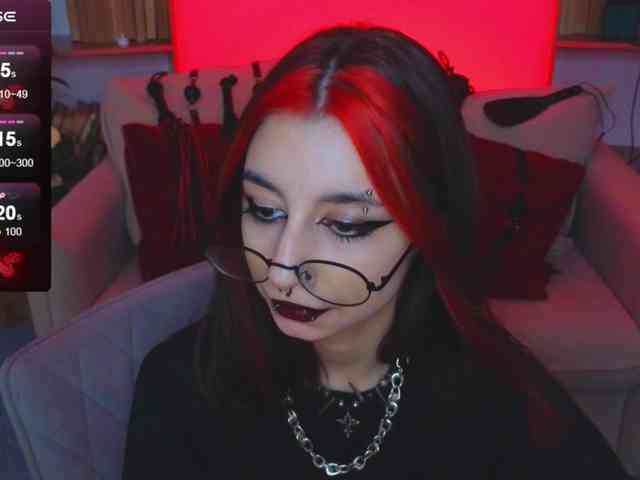 MistressMarcelline webcam