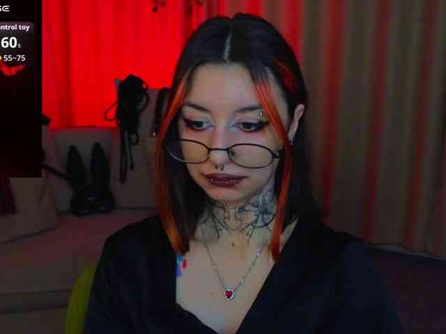 MistressMarcelline webcam