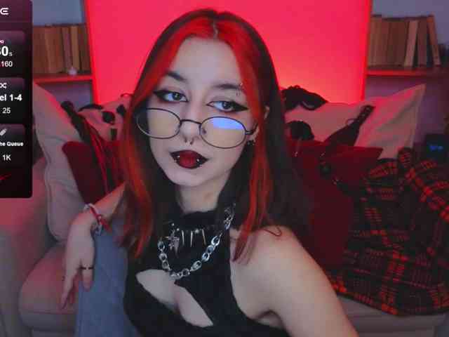 MistressMarcelline webcam