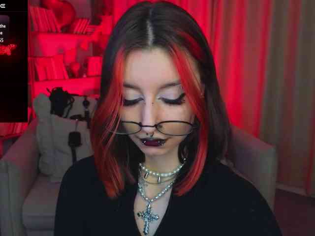 MistressMarcelline webcam