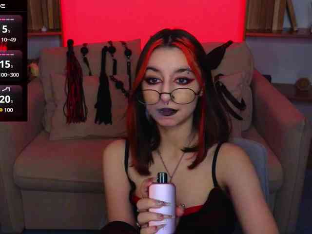 MistressMarcelline webcam