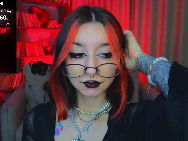 MistressMarcelline webcam