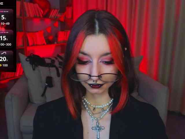 MistressMarcelline webcam